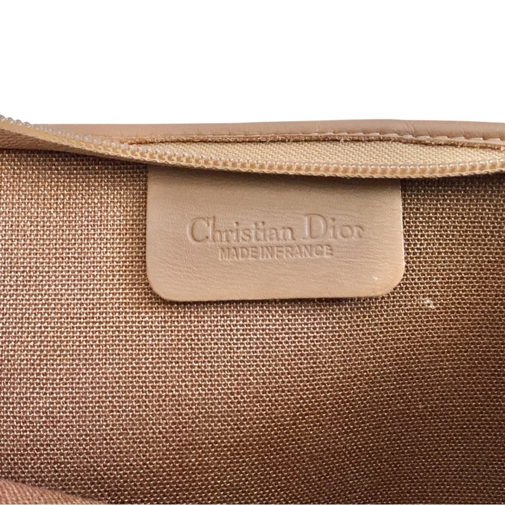 Christian Dior Brown Honeycomb Pattern Toiletry Bag - Picture 11 of 12